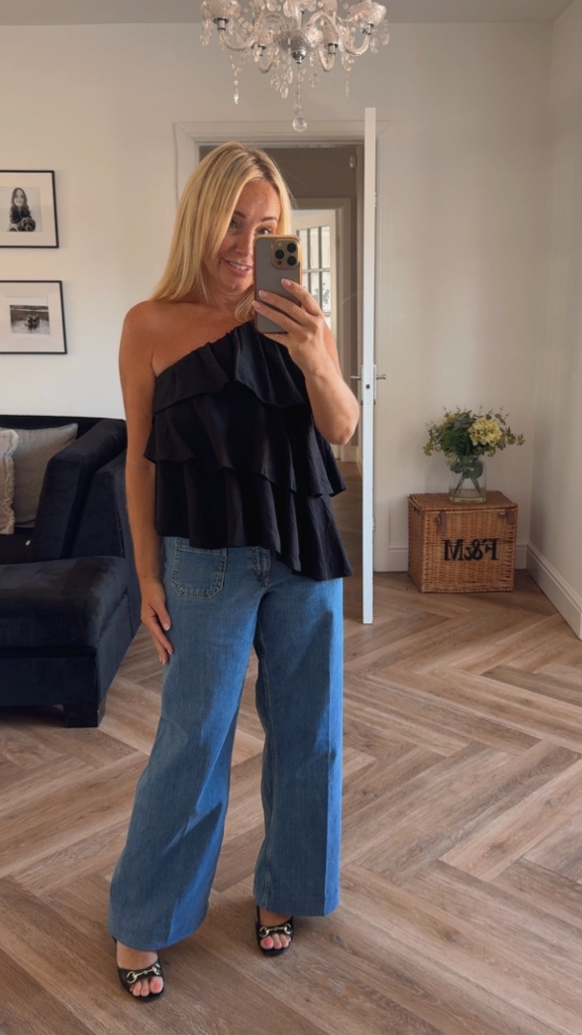 Rosie Frill Top | Black