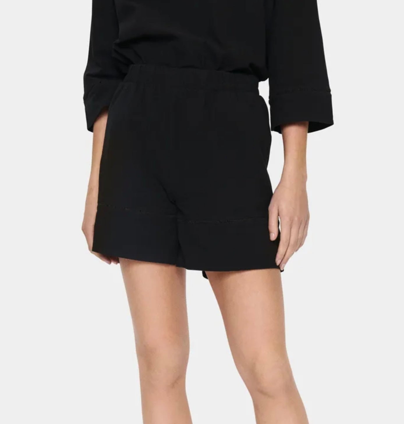 Lanie Shorts | Black