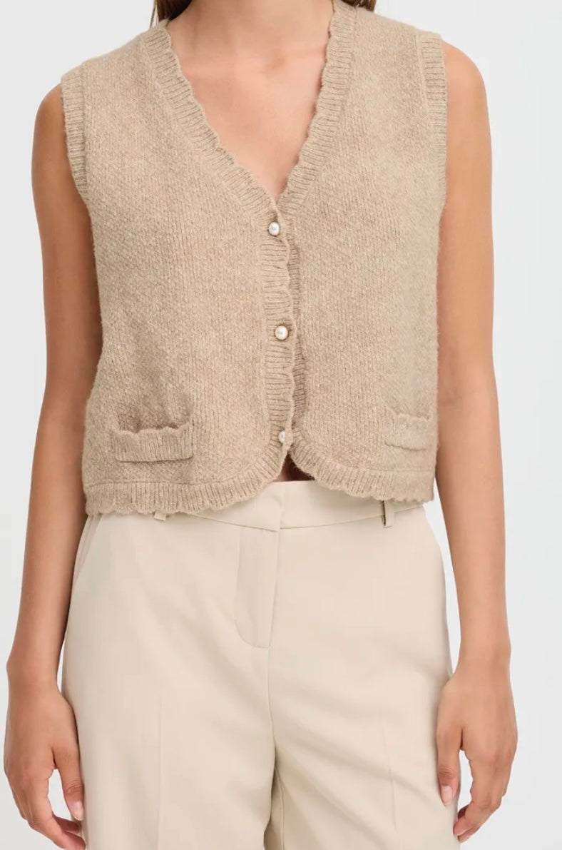 Niamh Vest | Stone