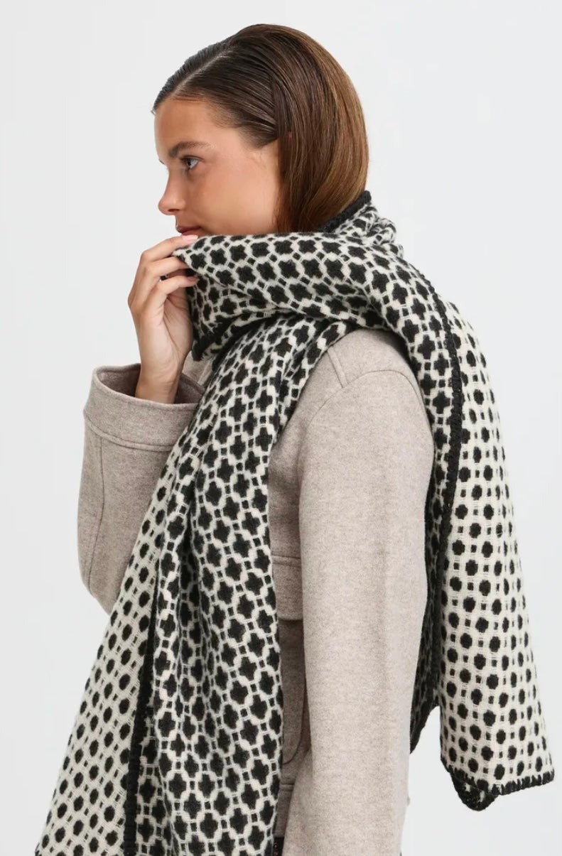 Dot Scarf | Black Mix