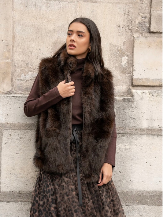 Jodie Faux Fur Gilet | Chocolate