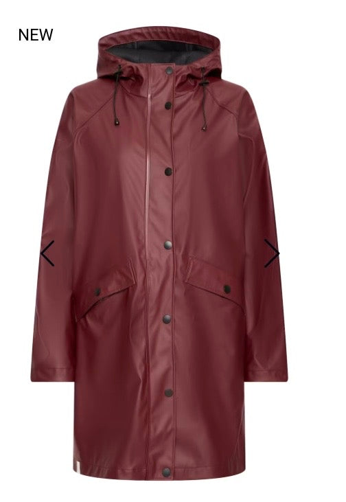 Raincoat | Burgandy