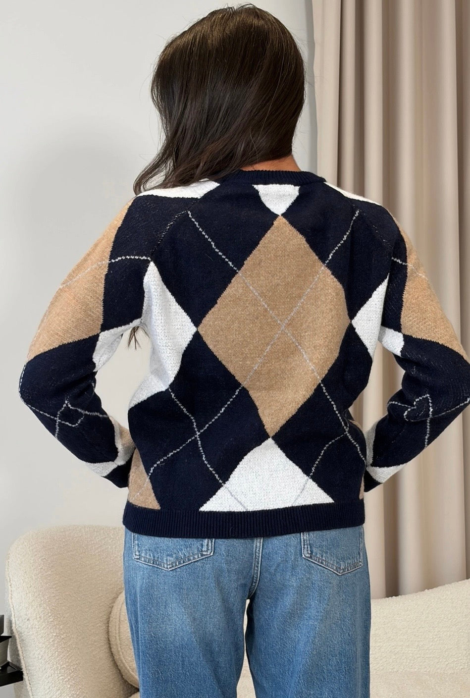 Vhari Diamond Jumper | Navy & Camel