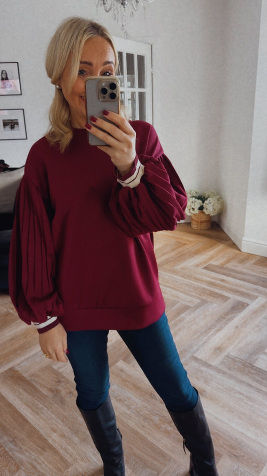 Charlotte Balloon Sleeve Sweatshirt | Dark Wine