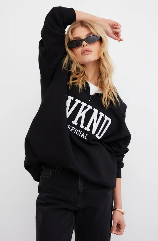 WKND EMBRIODERED ZIP SWEAT | Black