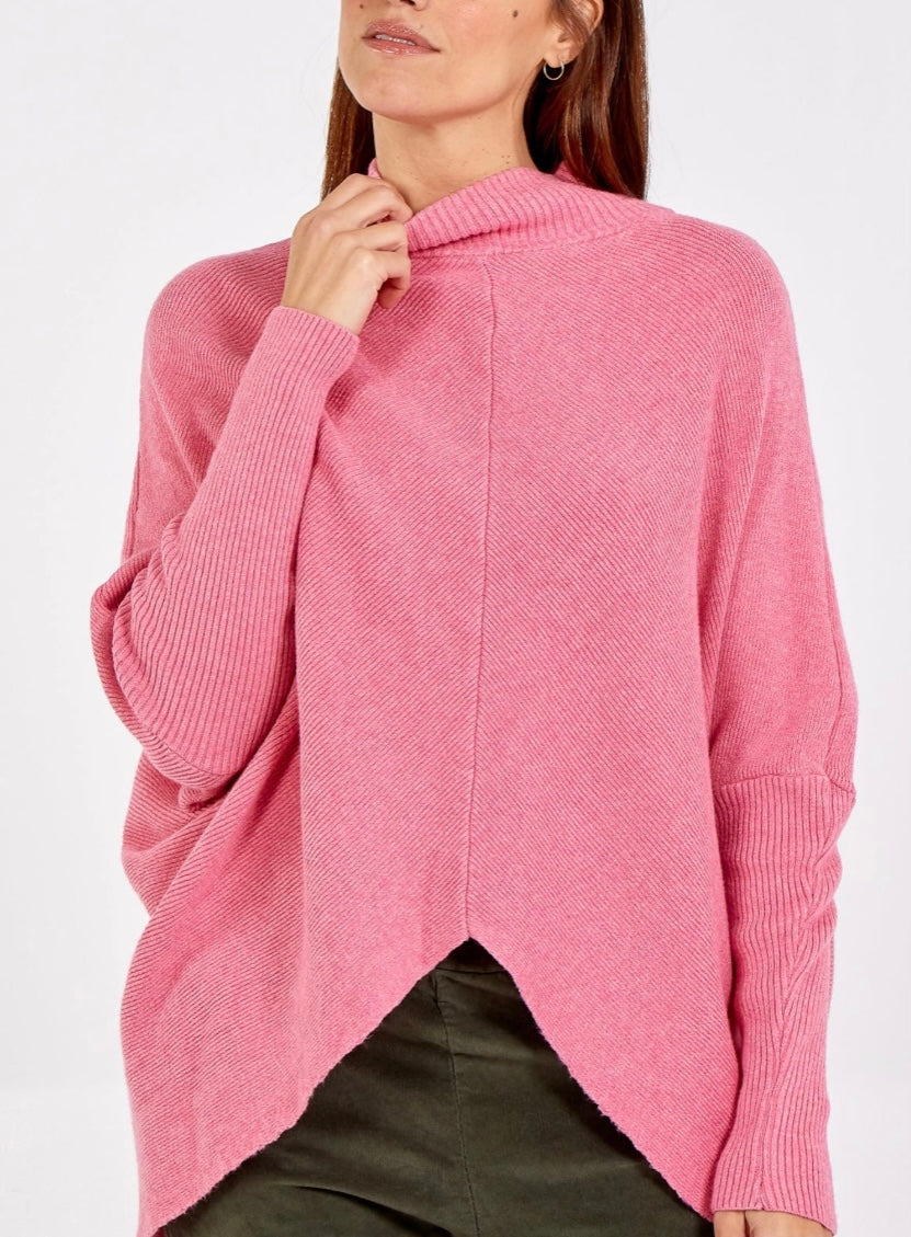 Tessa Rollneck | Hot Pink