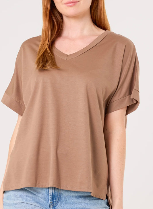 Tracey Basic Tee | Camel