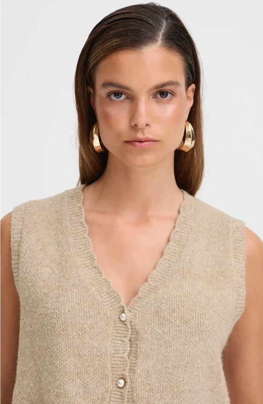 Niamh Vest | Stone