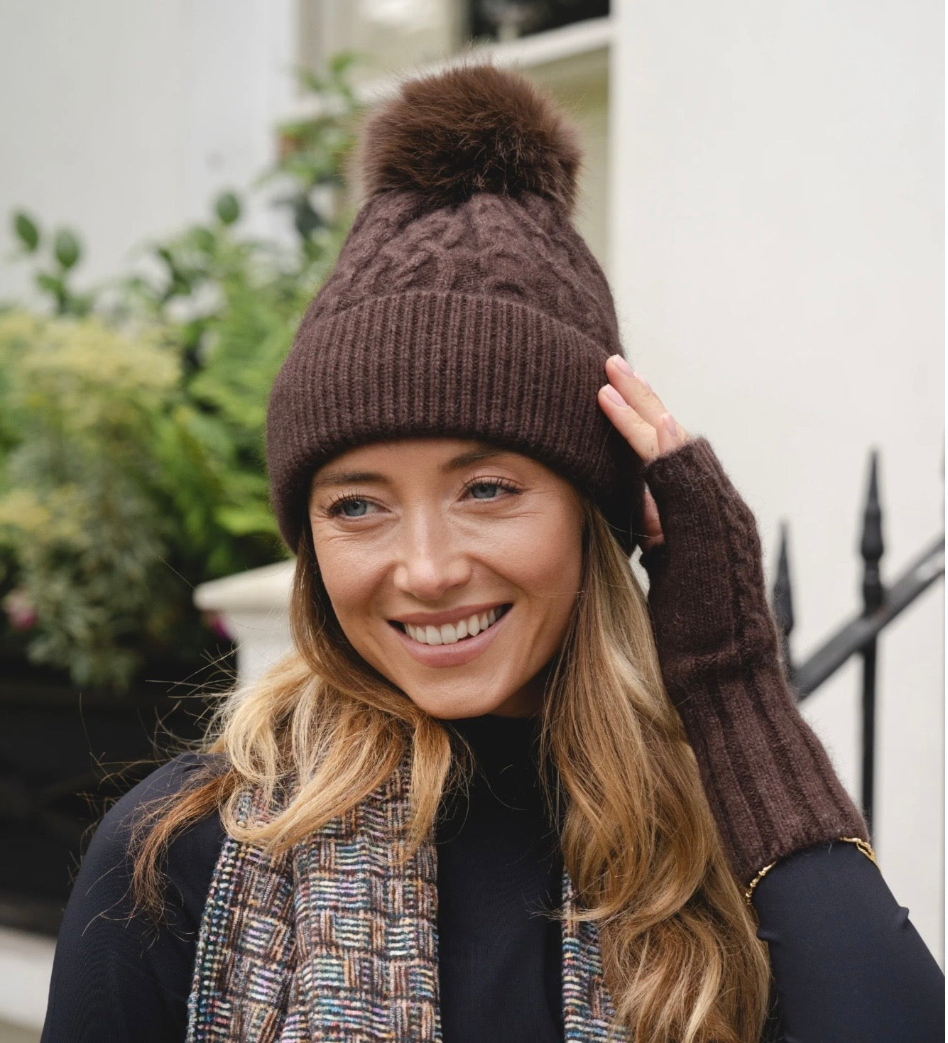 Briony Bobble Hat | Chocolate